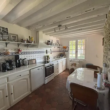 Maison Familiale Avec Jardin Magnifique De 1,5ha 別荘