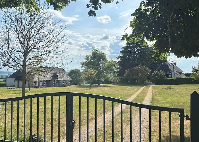 Prázdninový dům Maison Familiale Avec Jardin Magnifique De 1,5ha *