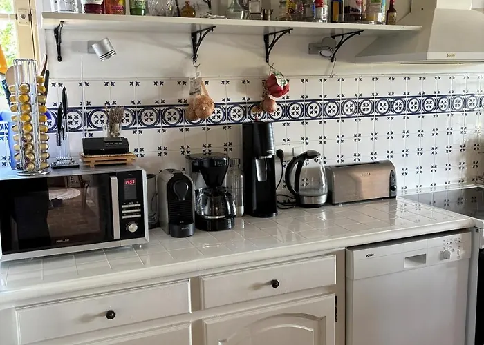 Maison Familiale Avec Jardin Magnifique De 1,5ha