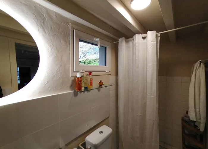 Maison Familiale Avec Jardin Magnifique De 1,5ha *